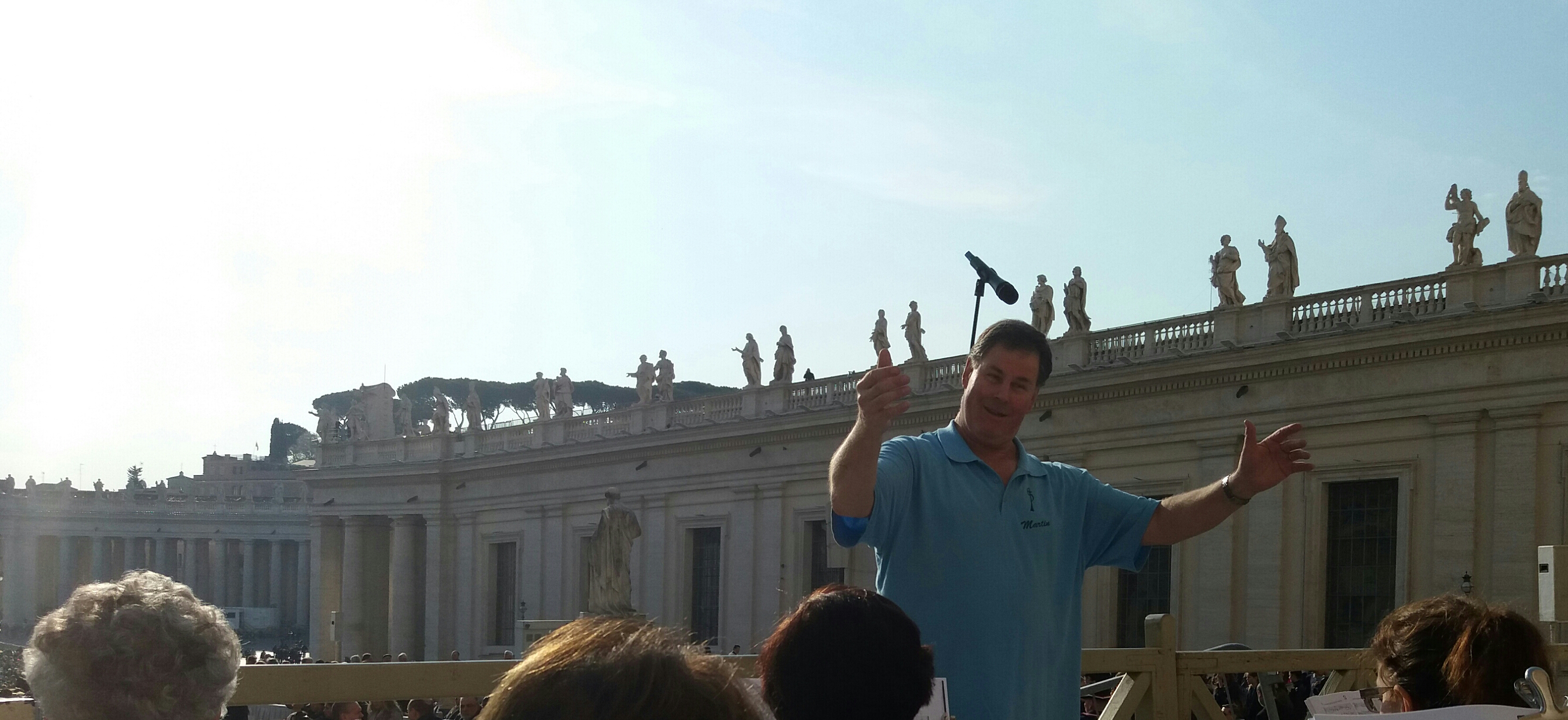 Martin Huss auf dem Petersplatz, Rom, 2017