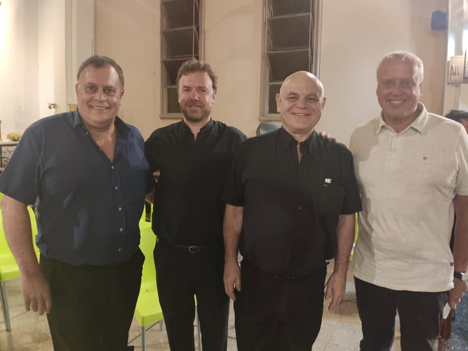 Cuatro músicos del círculo de Olivos