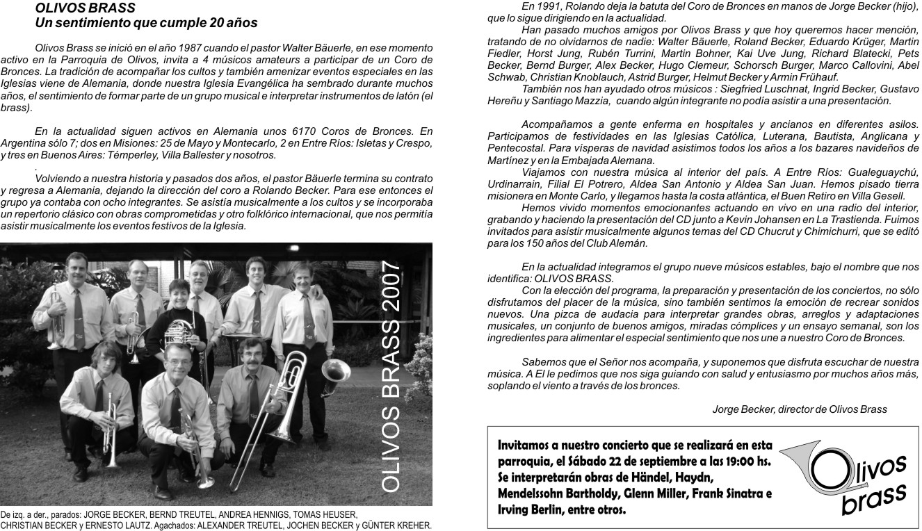 Programa impreso en blanco y negro de Olivos Brass: a la izquierda el título «Olivos Brass, un sentimiento que cumple 20 años», la semblanza del coro y una foto de nueve músicos de camisa y corbata con sus instrumentos en un jardín, con la leyenda vertical «Olivos Brass 2007»; a la derecha el resto de la semblanza, firmada por Jorge Becker, director, y un recuadro que invita al concierto del sábado 22 de septiembre a las 19 horas