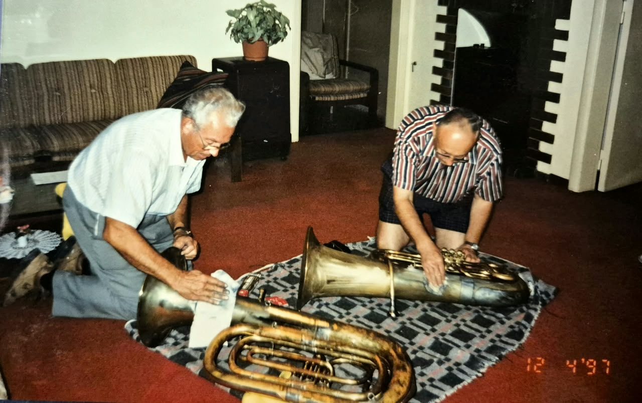 Jorge y Helmut Becker, tubistas (Abril de 1997)